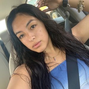 Meet your Posher, Carolyn